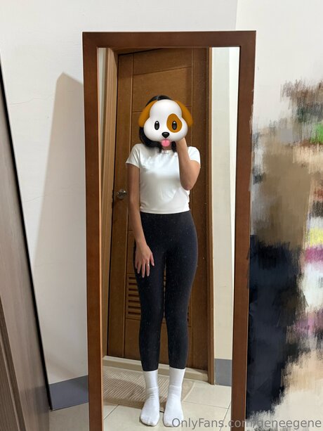 geneegene モデル 画像