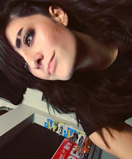 twomgovercsquared アダルトモデル 写真
