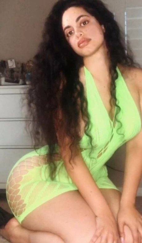 Razan Shihadeh 完璧なスター 画像
