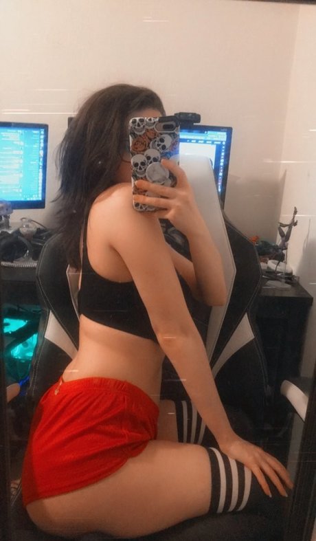 KylieeOW 素敵なモデル 写真