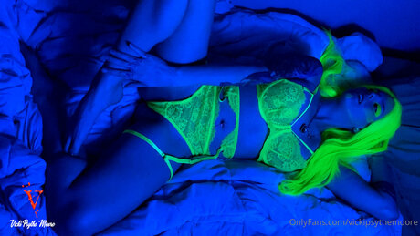 vickipsythemoore アダルトモデル 画像