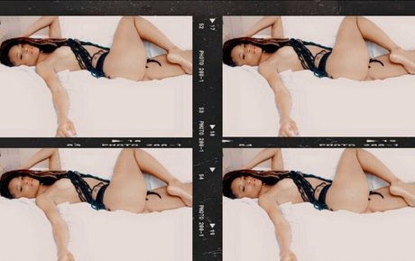 オイルを塗った黒檀のOnlyFans ホットxxx 写真