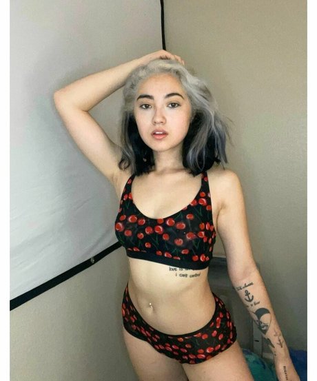 Jackieemuah アダルトスター 写真