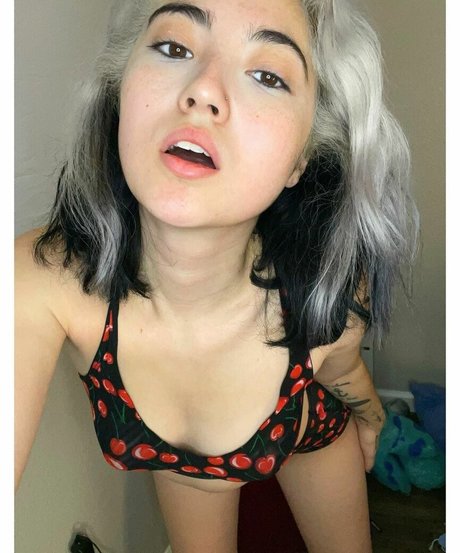 Jackieemuah 独占女優 画像