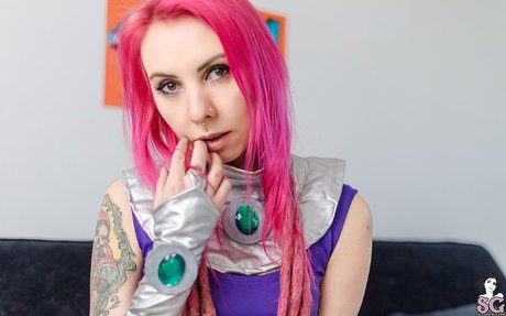 Babilina Suicide ポルノスター 写真