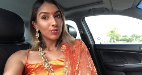 Jasdeep Johal モデル 写真