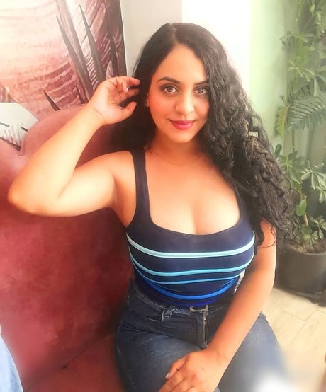 Olfa Fouzai セクシー女優 画像