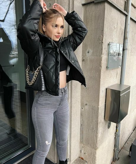 LetsNastja ポルノスター セクシー 写真