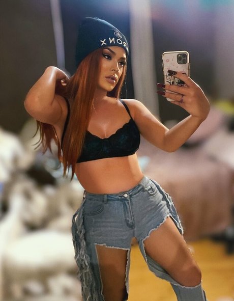 Imogen Loxley セクシー女優 画像