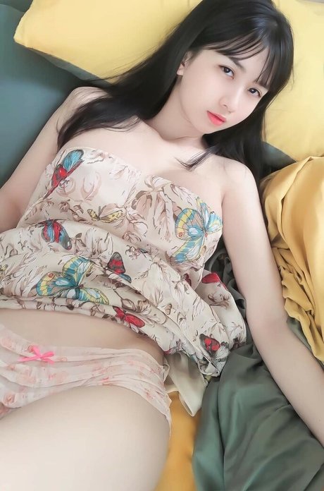Kieutrinhminn セックススター 画像