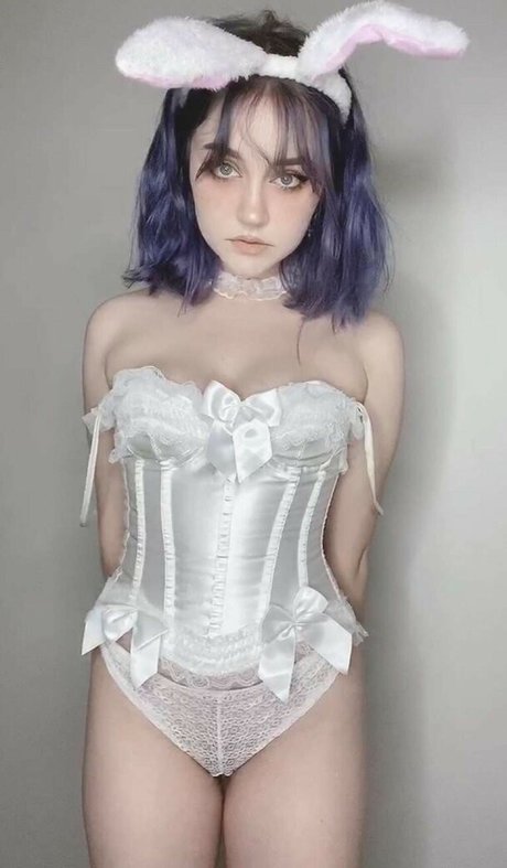 katieuhiguess ヌード女優 写真