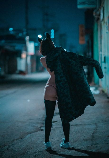 Djawa Jenny ポルノスター 可愛い 画像