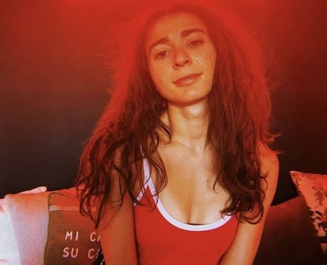 Alexi Pappas アダルトモデル 画像