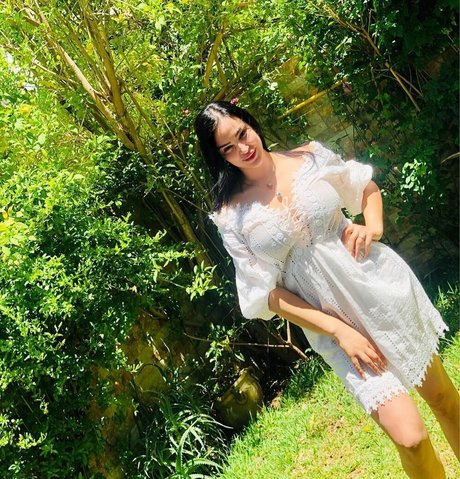 Manel Sassi 美しいモデル 写真