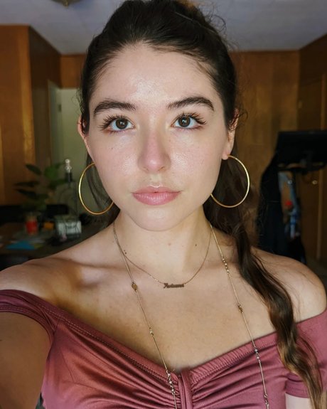 Autumn Farrell 完璧なモデル 写真