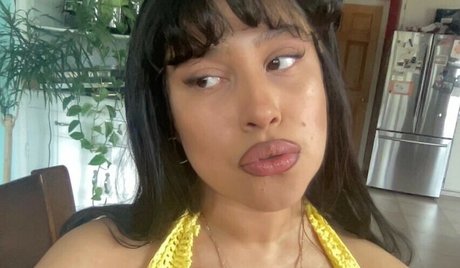 LaMoneyDiosa ヌード女優 写真