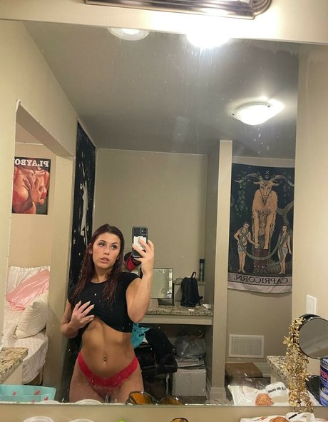 Emma Williams 完璧なモデル 写真