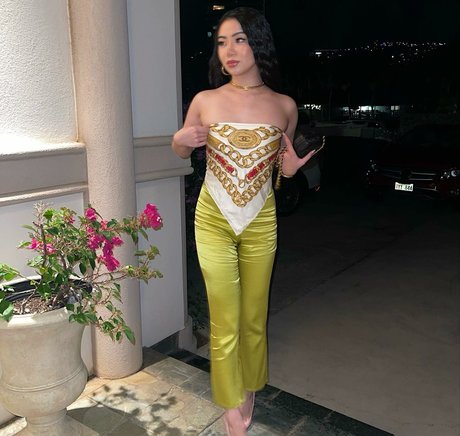 Alice Yamamoto ホットスター 写真