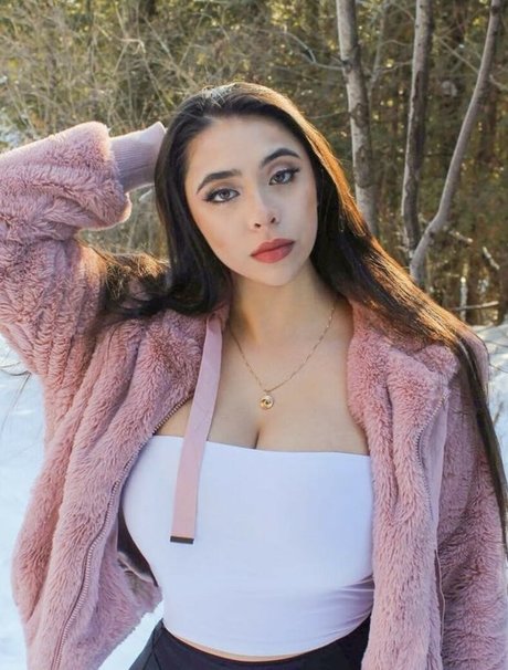 Reema Balouch セクシーなスター ギャラリー