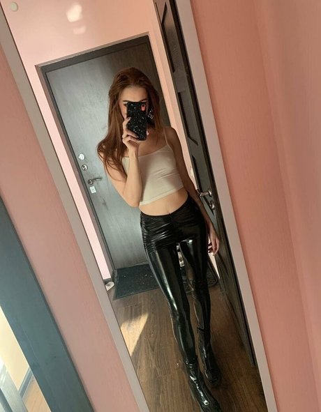 alexandra shock 高品質女優 写真