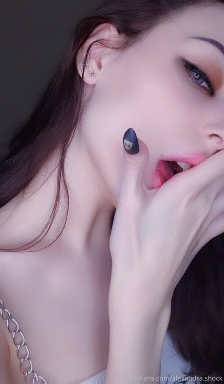 alexandra shock ポルノスター パーフェクト 写真