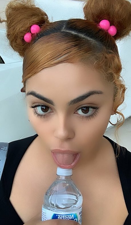 ナチュラルオンリーファン セクシーxxx 画像