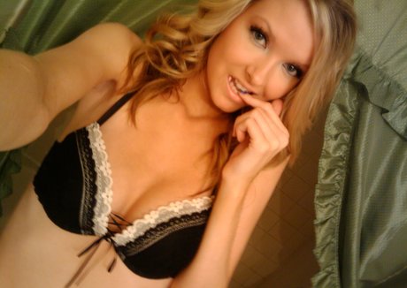 erinmichellexo ホットなスター 写真