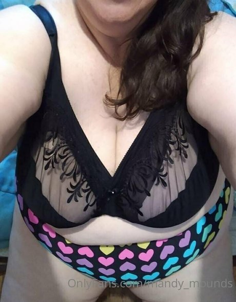 mandy mounds エロティック女優 写真