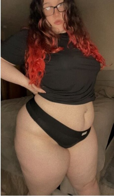 Kailyn Makena ポルノスター 独占 画像