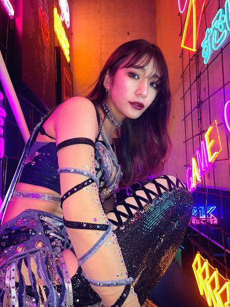 Yuki Kamifuku ポルノスター セクシー 写真