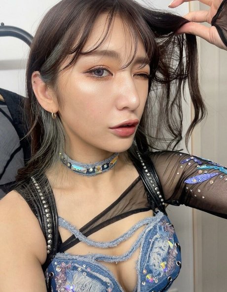 Yuki Kamifuku セックスモデル 画像