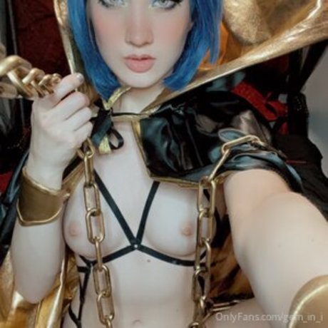 カービーキティOnlyfans エロチック 写真
