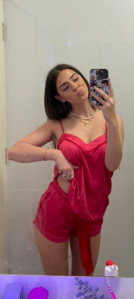 Alliyah ヌード女優 画像