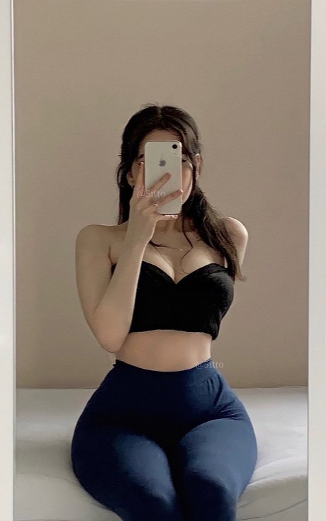Mersweb 裸の女優 画像