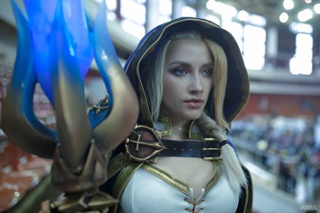 巨尻熟女オンリーファンズ ヌード 写真