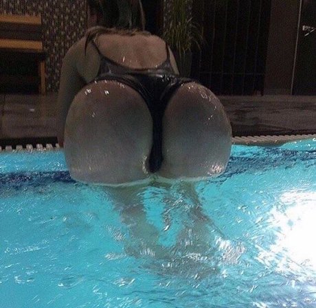 かわいい巨乳OnlyFans ホットセックス 写真