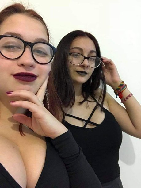 Isabella Falgarona  top profile image