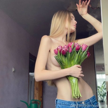 Vlada Dobryak セクシーモデル 写真