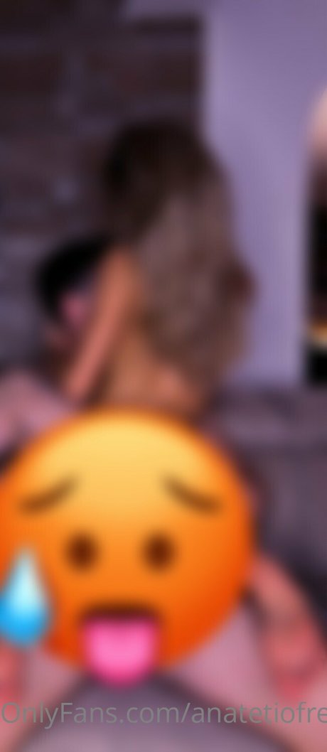 Anastasia Asmr  ポルノスター 素敵 写真