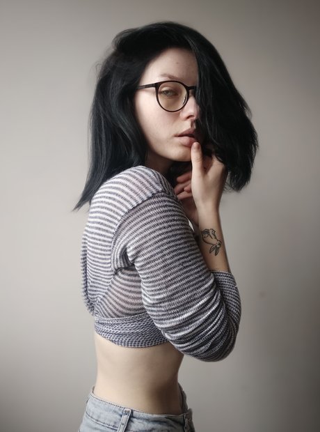 Innervus 完璧なポルノスター 写真