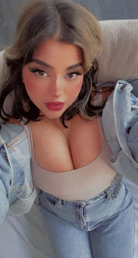 Kiran ポルノ女優 画像