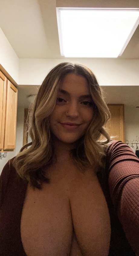 sierra bellingar エロティックなスター 写真
