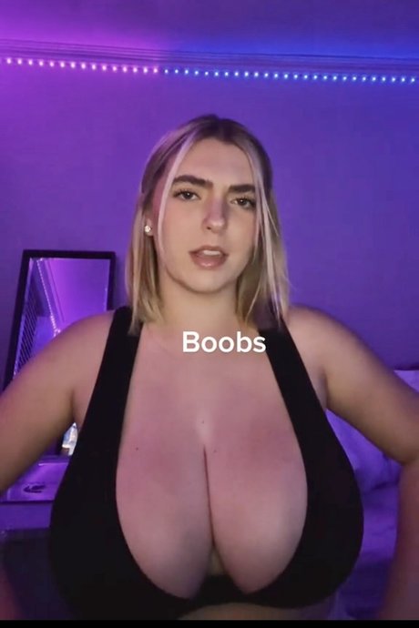 sierra bellingar 可愛い女優 画像