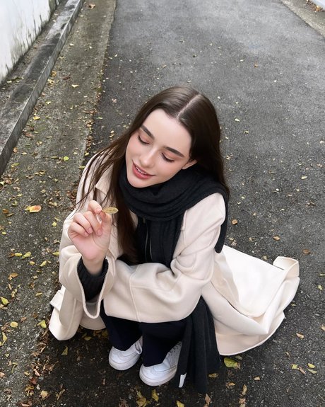 Dasha Taran  アートスター 写真