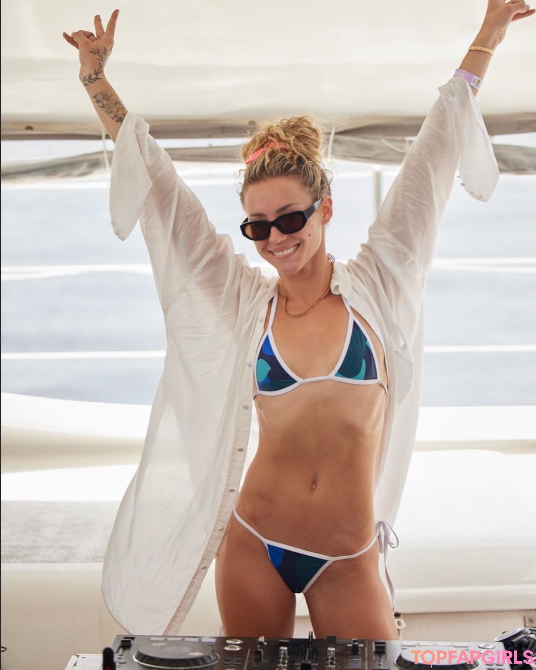 xxx オンリーファン セクシー裸 写真