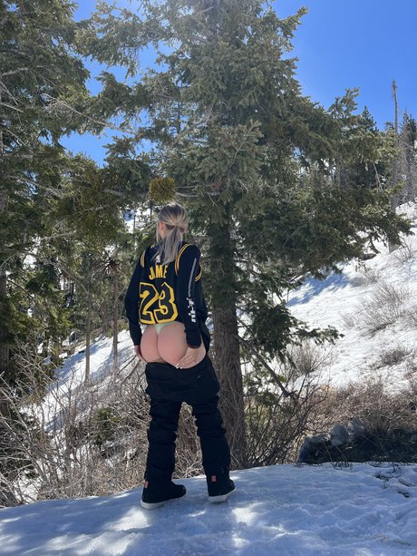 Jordyn Jones かわいいポルノスター 写真