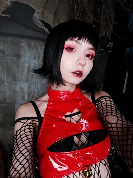 Mashiro 高品質モデル 写真