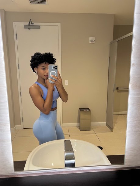 Ldndrygin セックス女優 写真