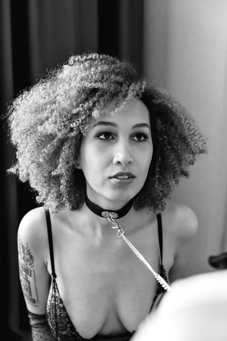 Hey Solange セクシーなスター 写真