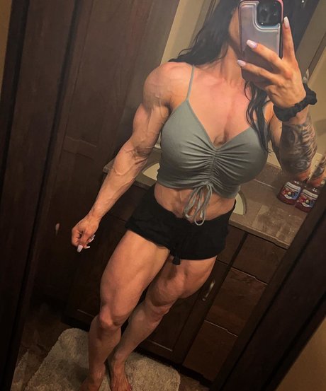 Jacked jess fit ヌード女優 画像